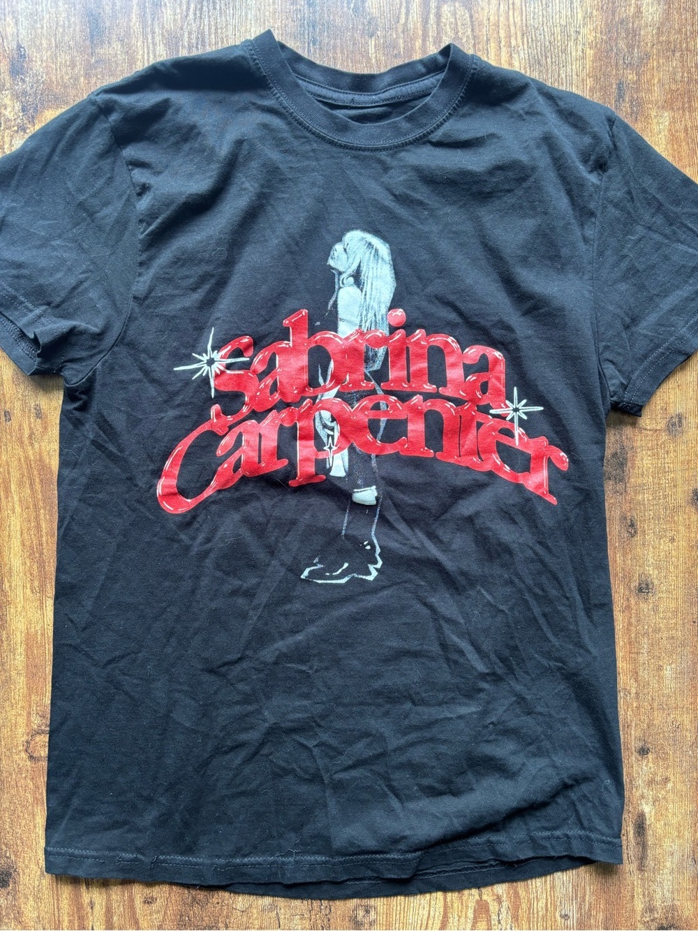 Sabrina Carpenter Tee M
